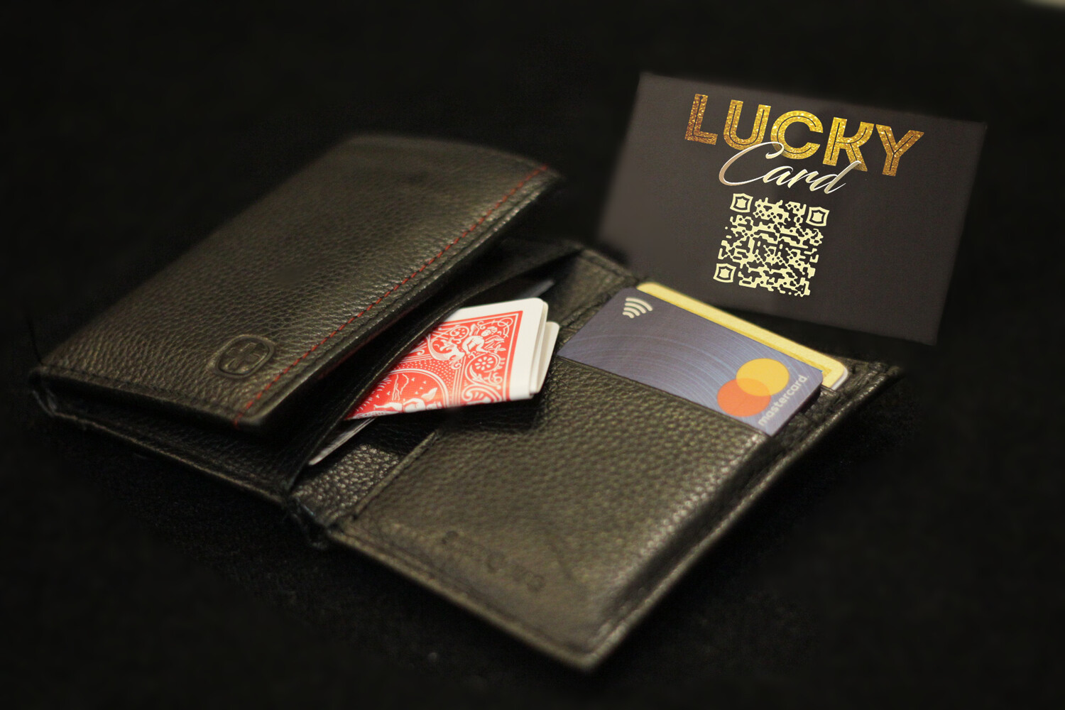 Lucky Card by Benoit Campana and Mathieu Bich - Click Image to Close